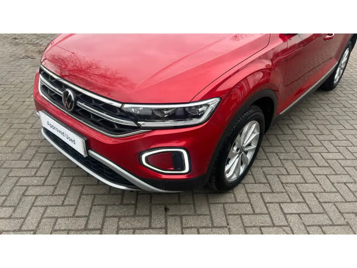 2022-volkswagen-t-roc-15-tsi-style-hatchback-5d-big-29