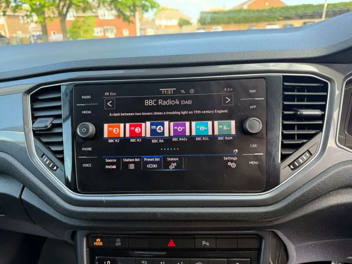 2021-volkswagen-t-roc-15-tsi-sel-dsg-big-43