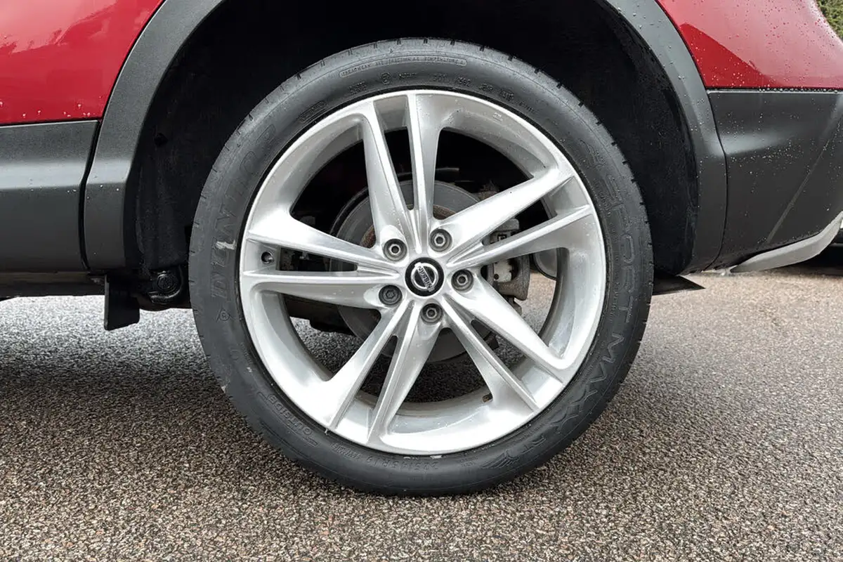 2019-nissan-qashqai-13-dig-t-n-motion-140ps-big-36
