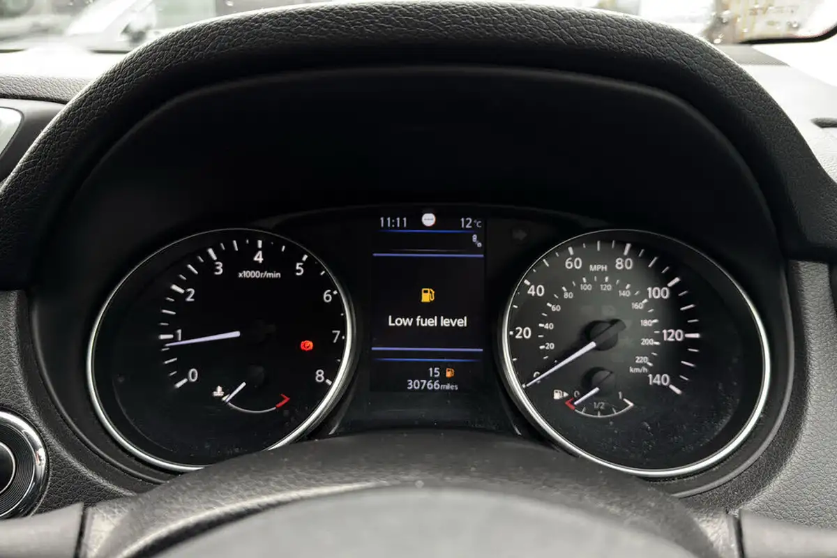 2019-nissan-qashqai-13-dig-t-n-motion-140ps-big-12