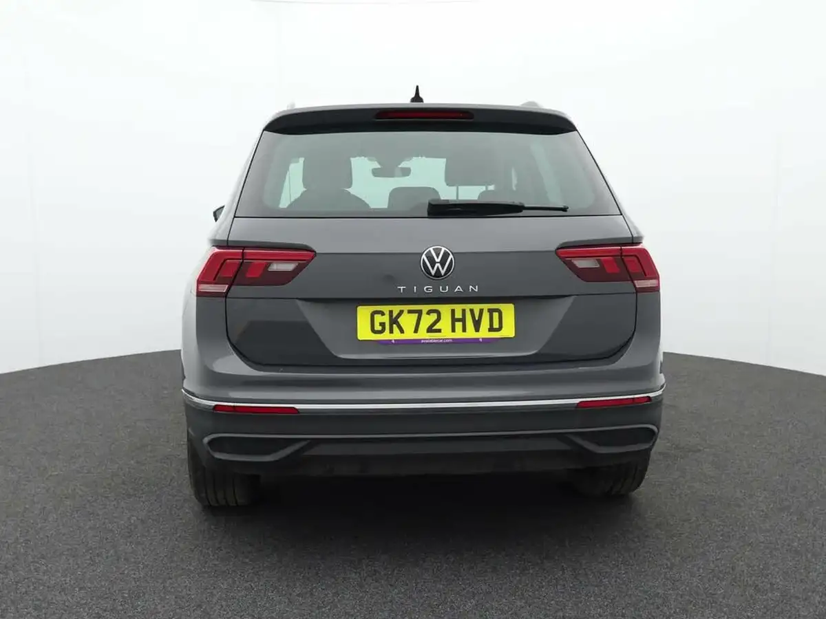 2022-volkswagen-tiguan-15-tsi-life-130ps-big-3