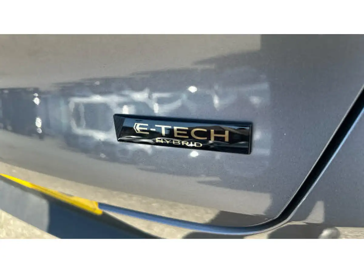 2024-renault-captur-16-techno-145ps-full-big-37