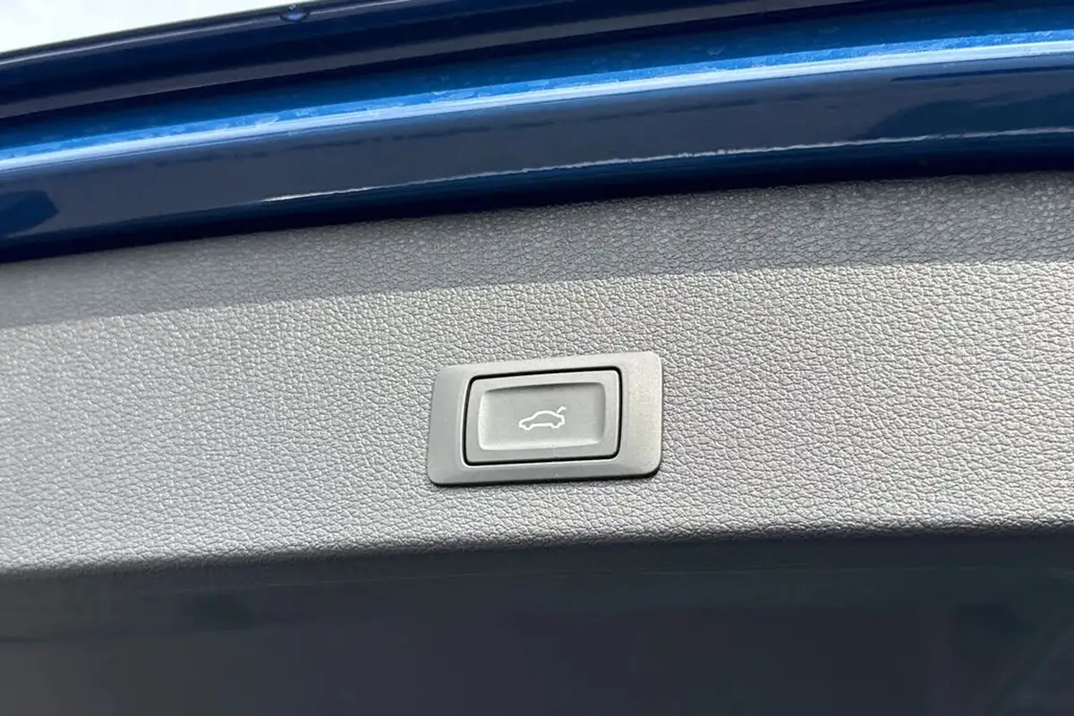 2025-audi-q2-15-35-tfsi-s-line-big-42