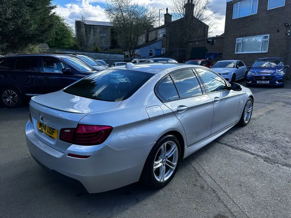 2014-bmw-5-series-20td-520d-m-sport-184bhp-saloon-4d-big-12
