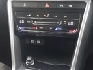 2022-volkswagen-t-roc-15-tsi-life-small-14