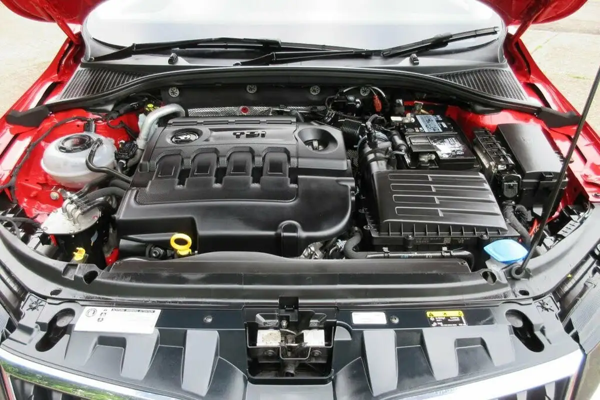 2018-skoda-octavia-20tdi-scout-184ps-dsg-big-12