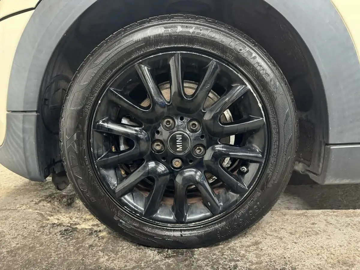 2015-mini-cooper-15td-cooper-d-114bhp-5d-big-13