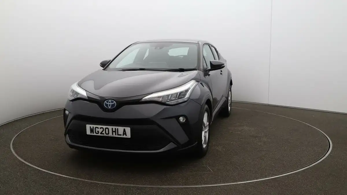 2020-toyota-c-hr-18-vvt-i-icon-parking-pack-big-37
