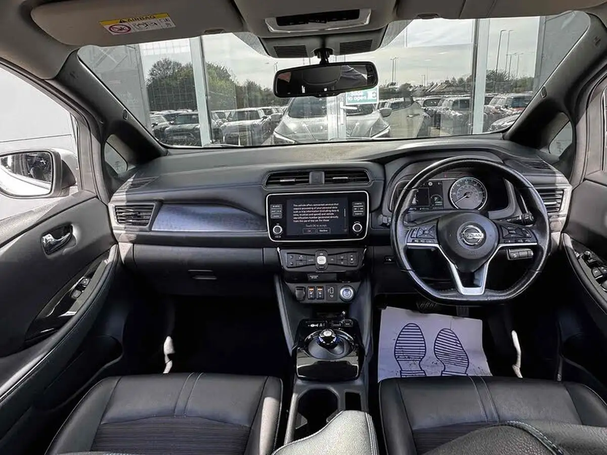2020-nissan-leaf-e-n-connecta-big-28