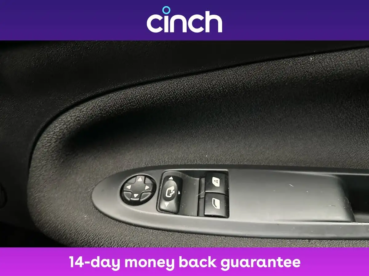 2017-ds-ds-3-12-puretech-connected-chic-110ps-ss-big-32
