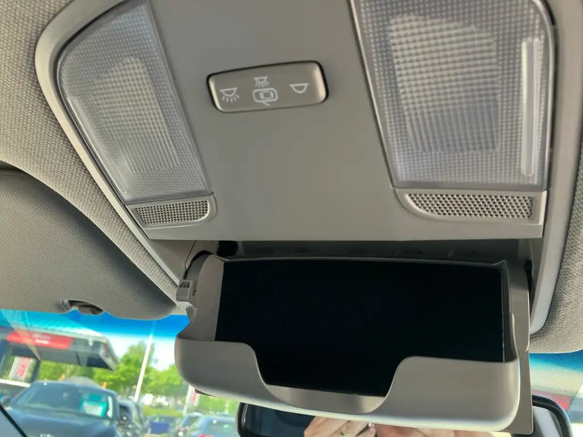 2018-hyundai-ioniq-e-premium-electric-big-61