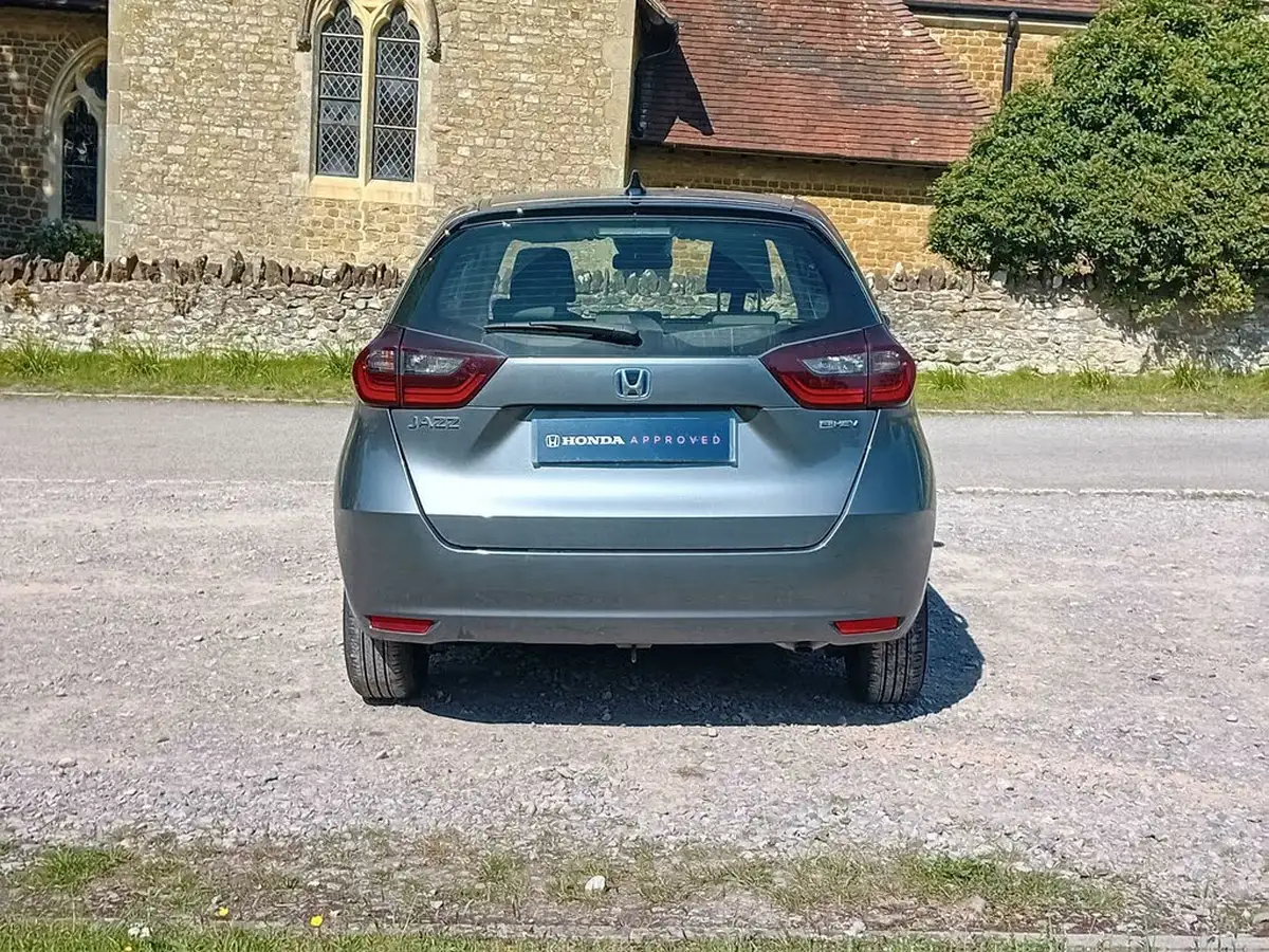 2022-honda-jazz-15-i-mmd-se-109ps-big-29