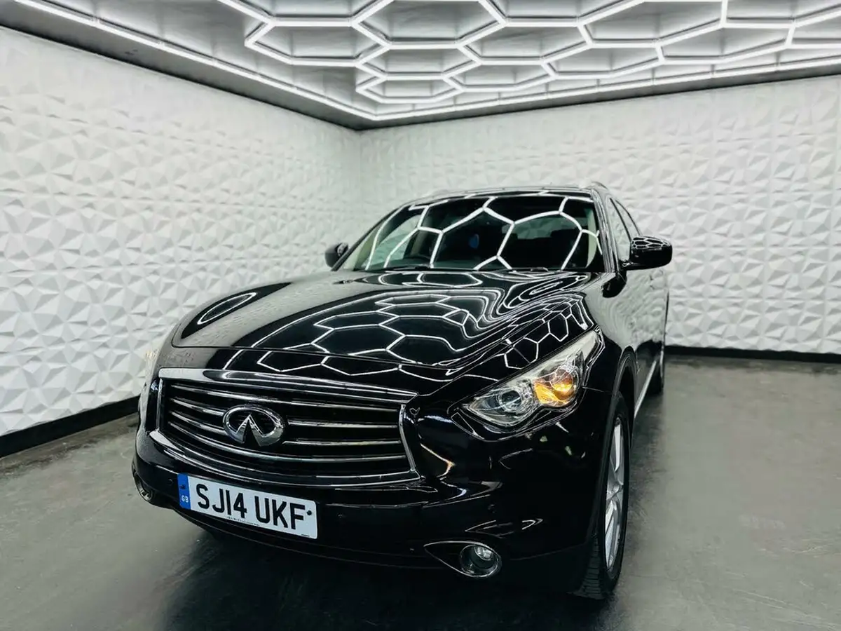 2014-infiniti-qx70-30td-gt-big-4