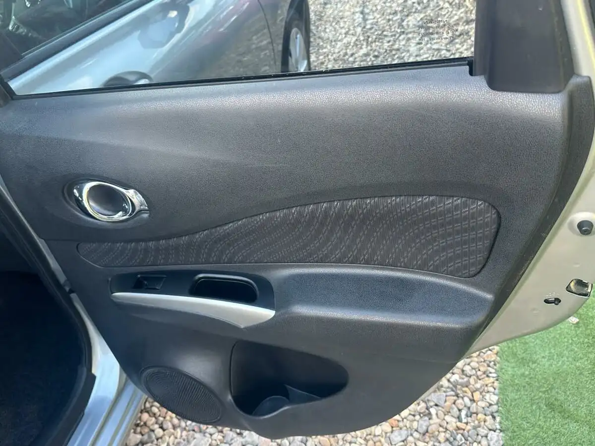 2014-nissan-note-15dci-tekna-style-pack-big-26