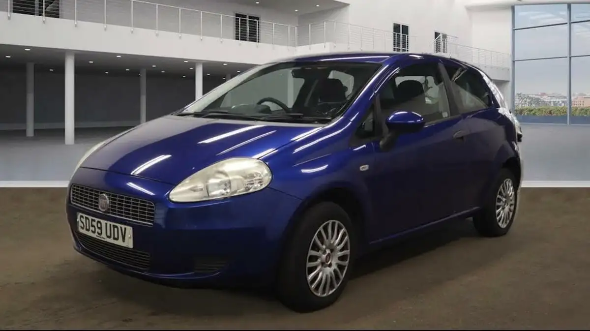 2009-fiat-grande-punto-14-active-8v-3d-big-1
