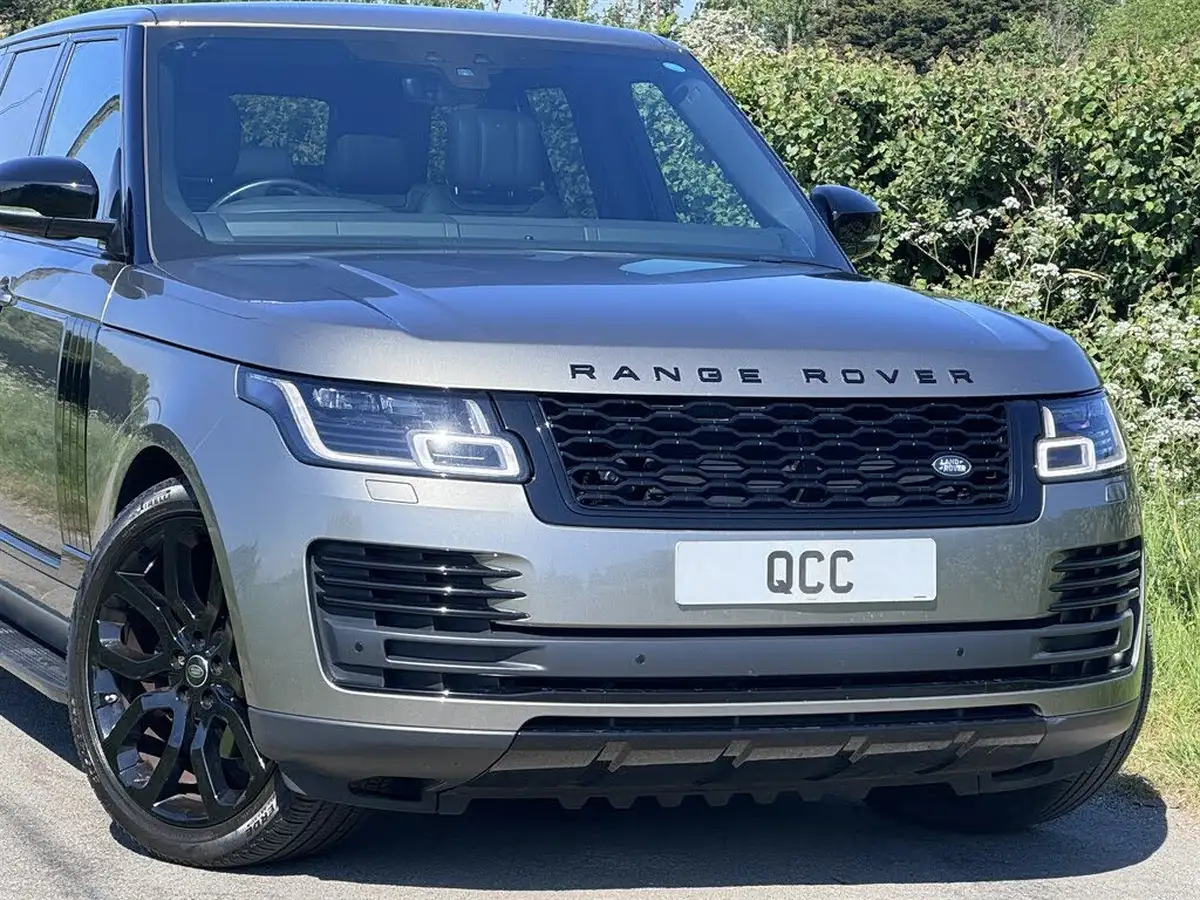2021-land-rover-range-rover-30-sdv6-vogue-big-26