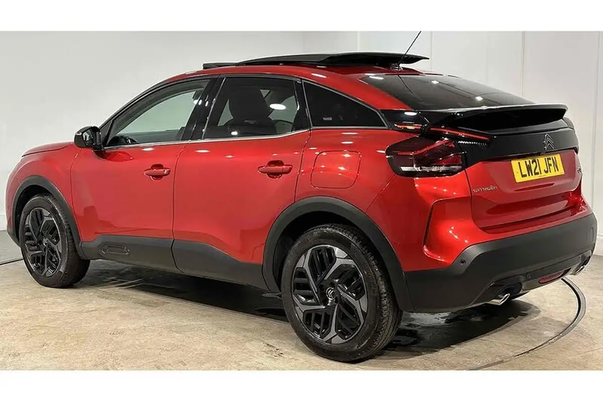 2021-citroen-c4-12-puretech-shine-plus-130ps-big-5