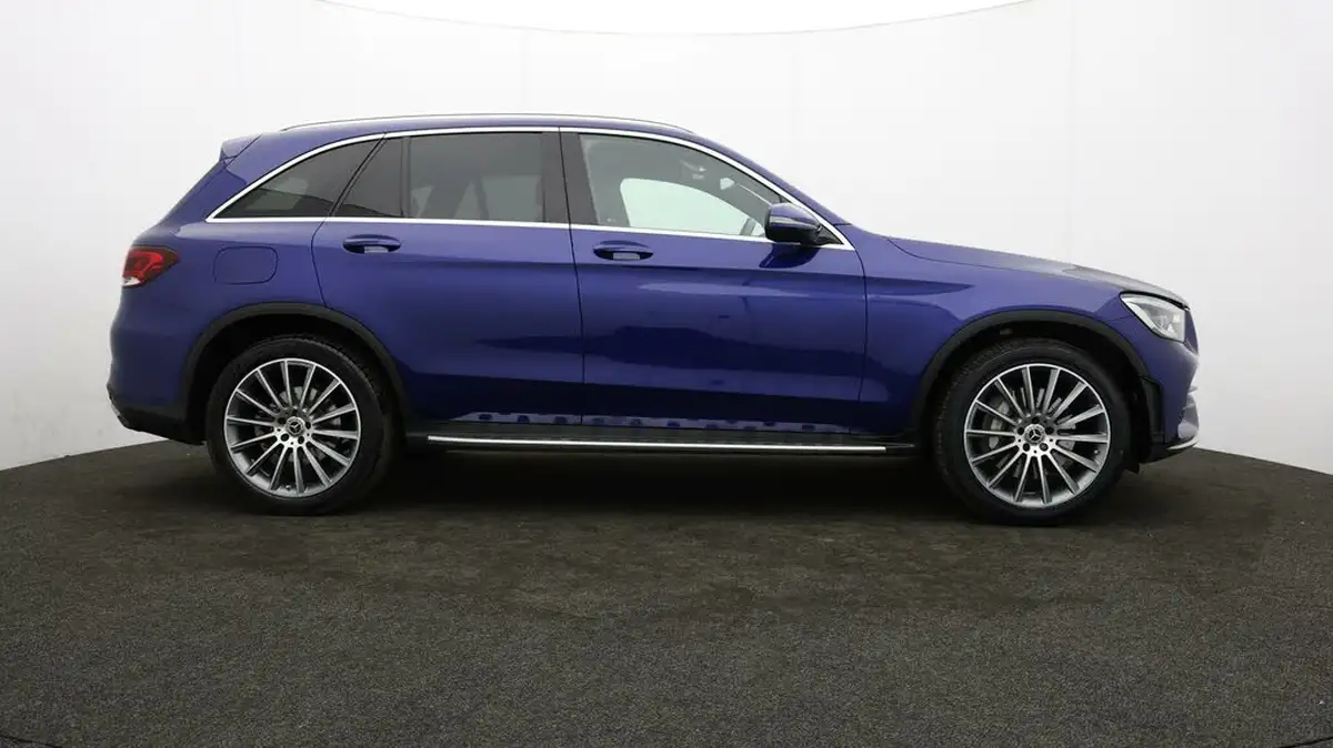 2022-mercedes-benz-glc-class-20d-glc300d-amg-line-premium-245ps-coupe-5d-1950cc-big-40