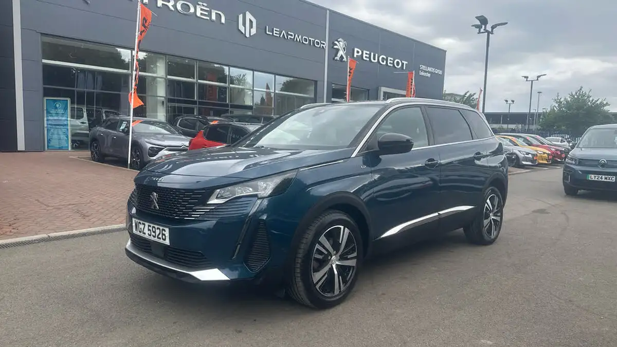 2022-peugeot-5008-suv-20-bluehdi-gt-180bhp-big-6