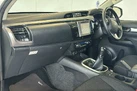 2019-toyota-hi-lux-24d-4d-invincible-150hpeu6dt-e-32t-small-14