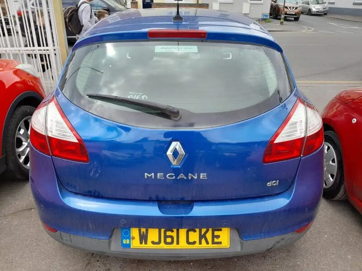 2011-renault-megane-19td-dynamique-tom-tom-19dci-130-hatchback-5d-big-8