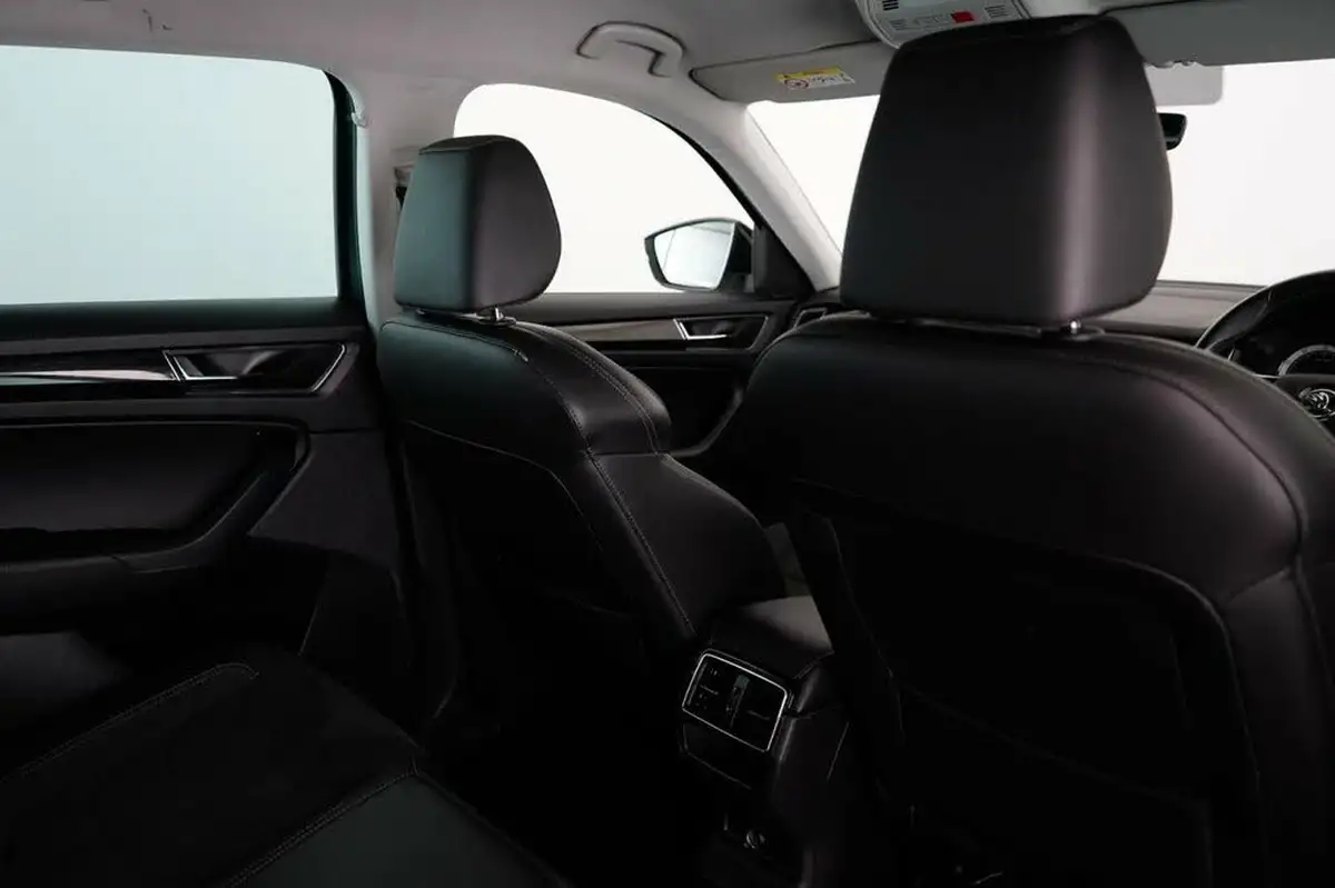 2020-skoda-kodiaq-15-tsi-se-l-dsg-big-24