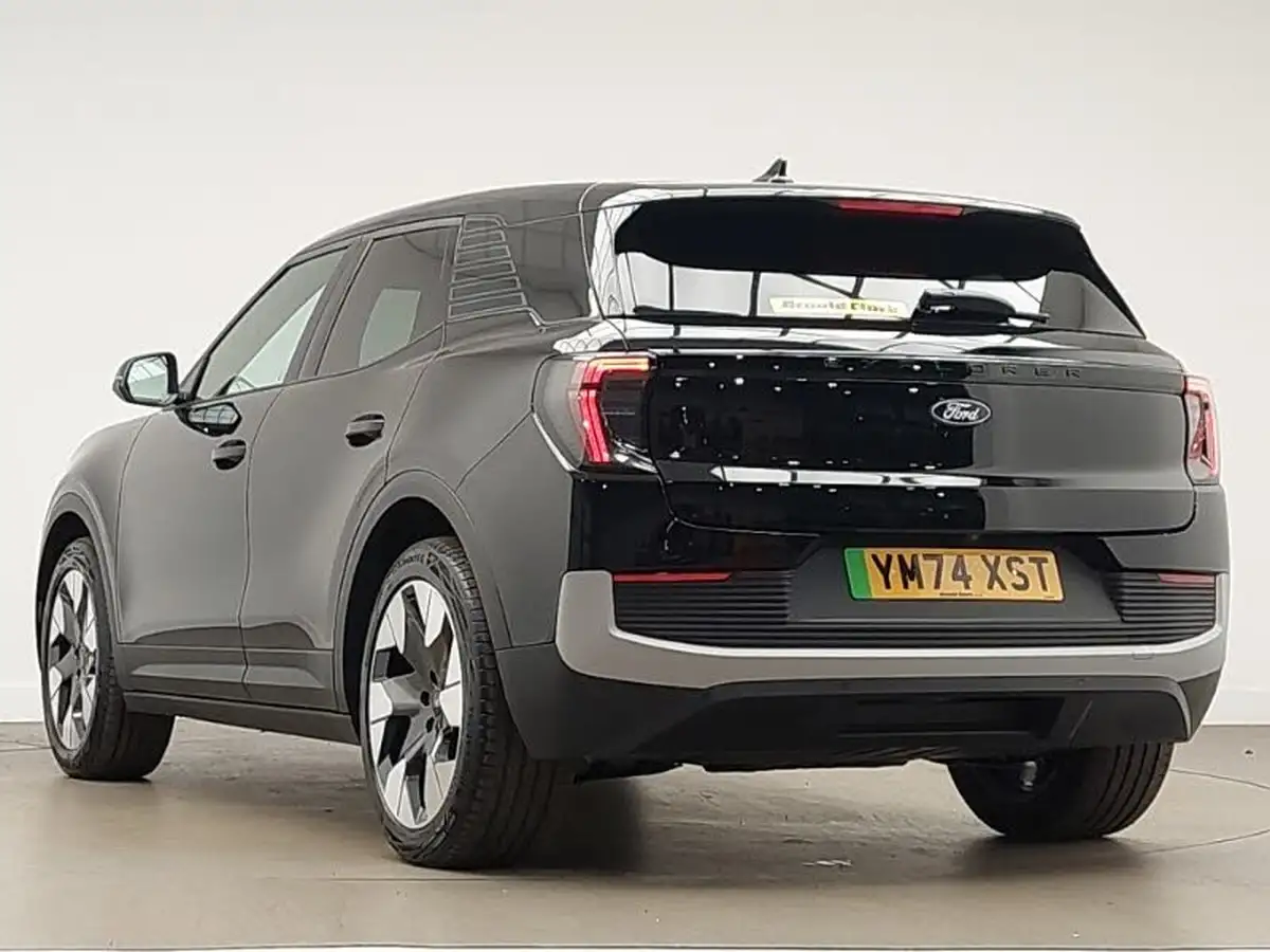 2024-ford-explorer-e-premium-286ps-77kwh-big-1