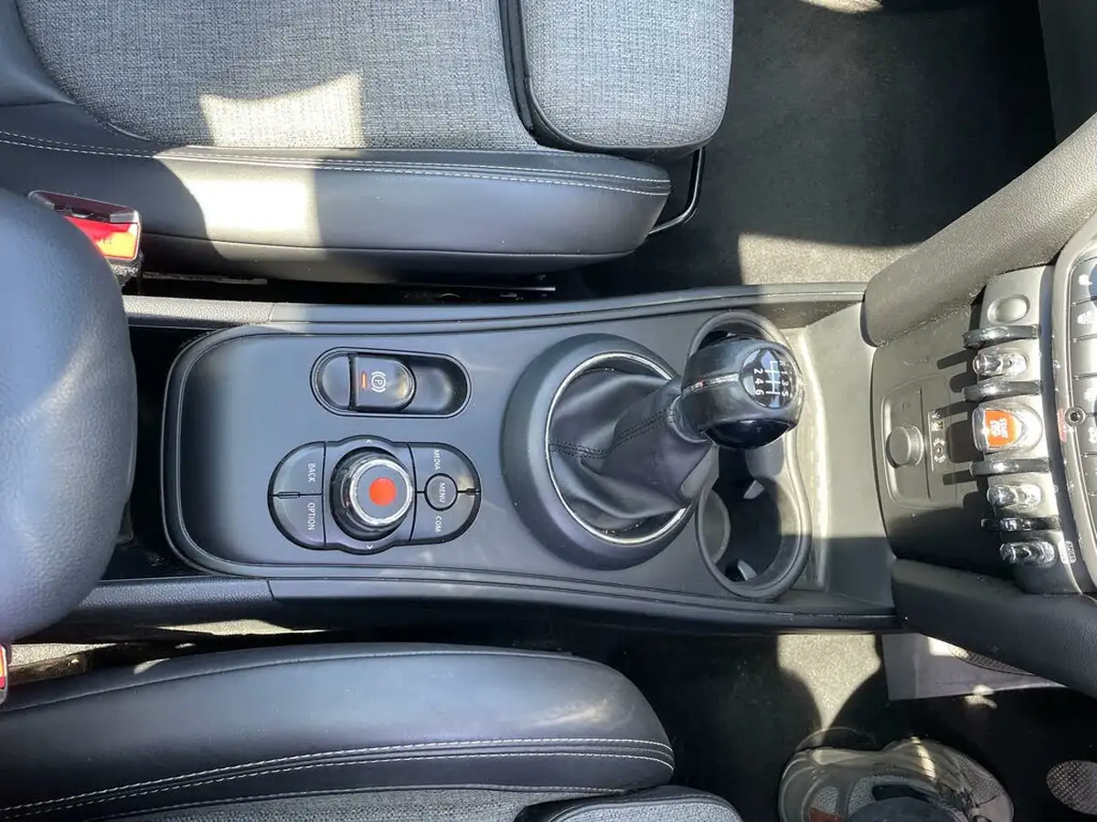 2018-mini-countryman-15-cooper-ss-big-38