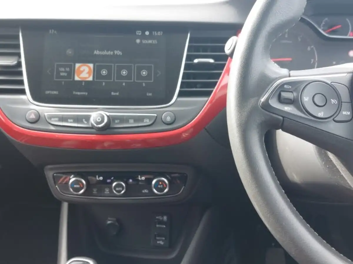 2022-vauxhall-crossland-12i-gs-line-big-9