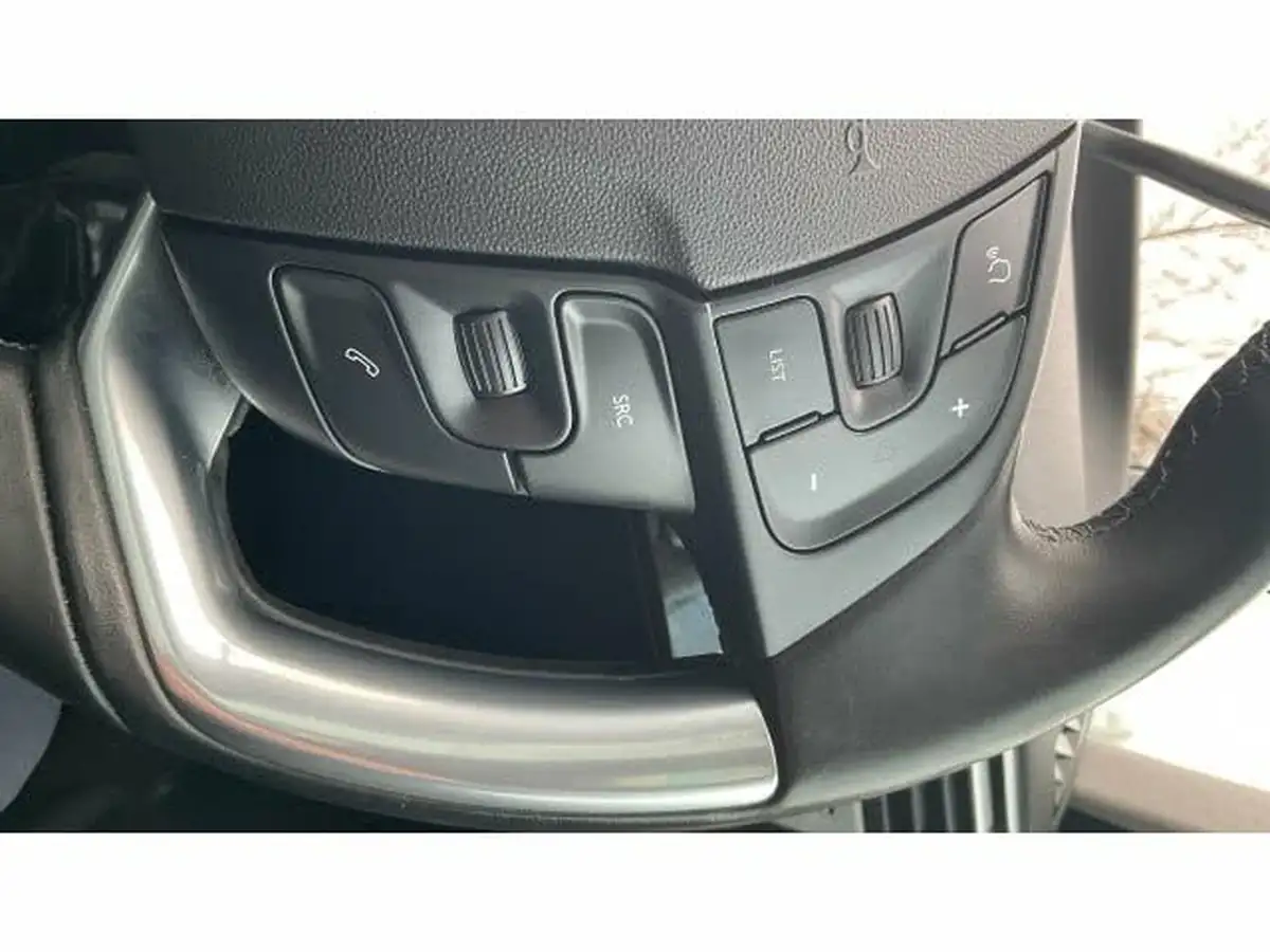 2019-citroen-grand-c4-spacetourer-15bluehdi-flair-eat8-big-23