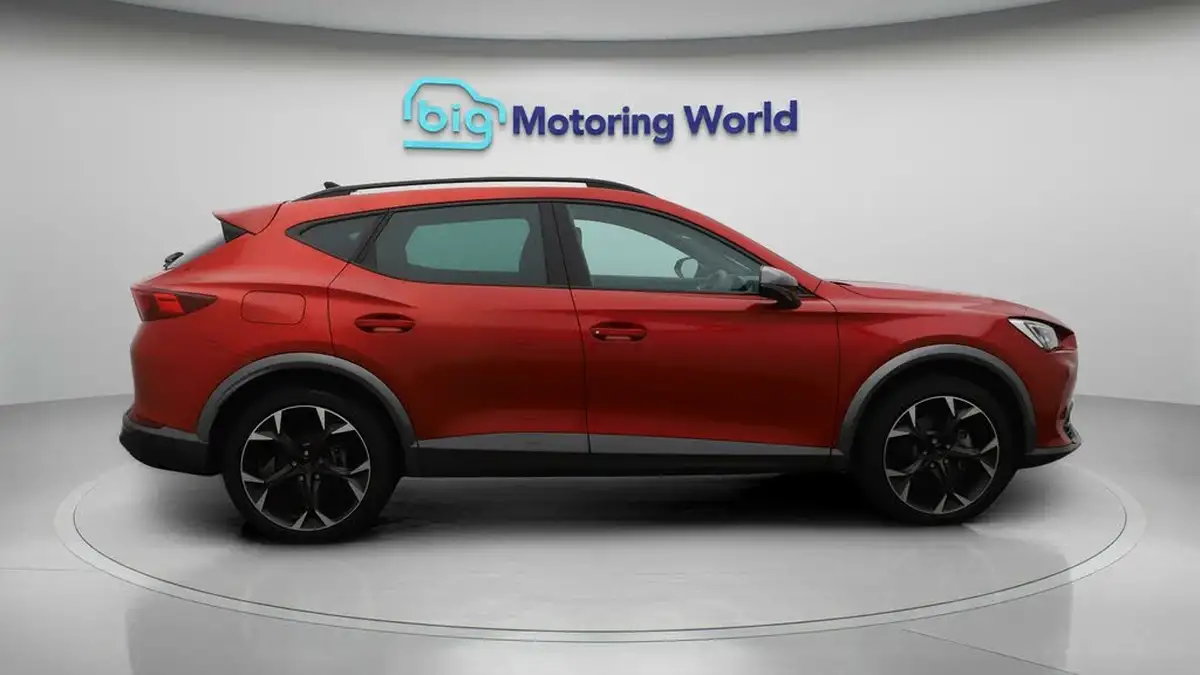 2024-cupra-formentor-14-e-hybrid-v2-big-8