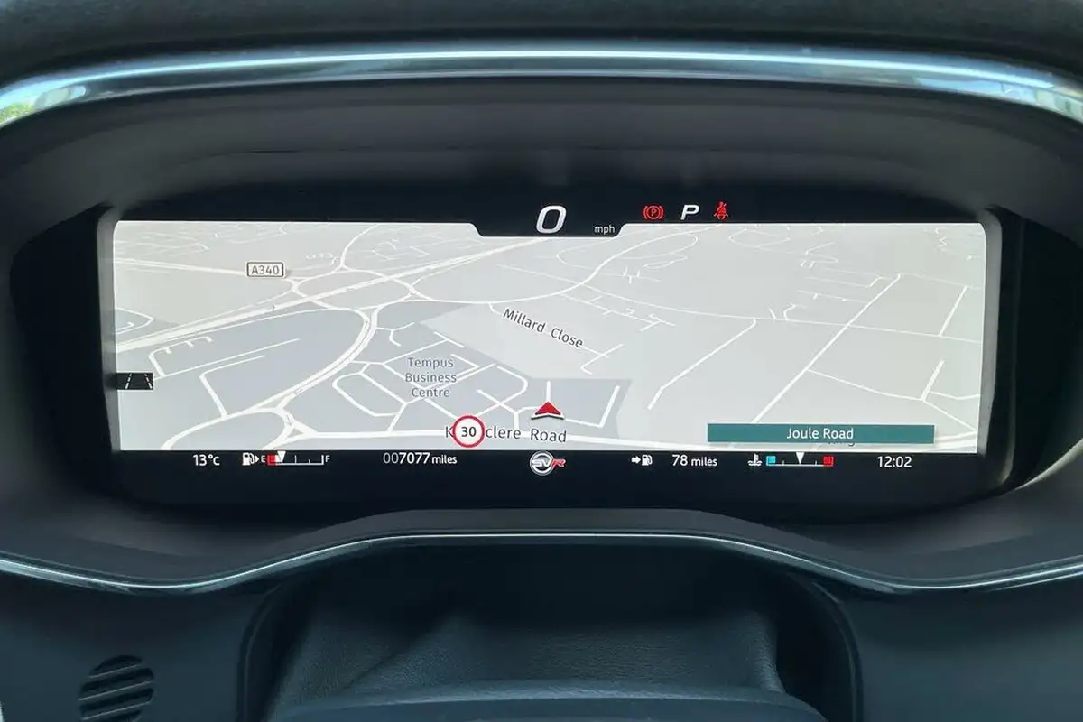 2024-jaguar-f-pace-50-v8-p575-svr-575-edition-big-26