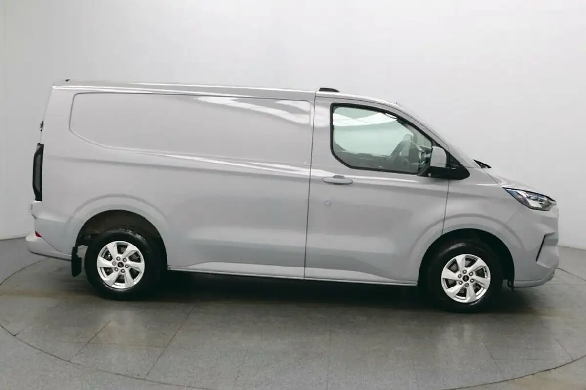 2024-ford-transit-custom-20tdci-320-l1h1-limited-136pseu6e-panel-van-1996cc-auto-big-8