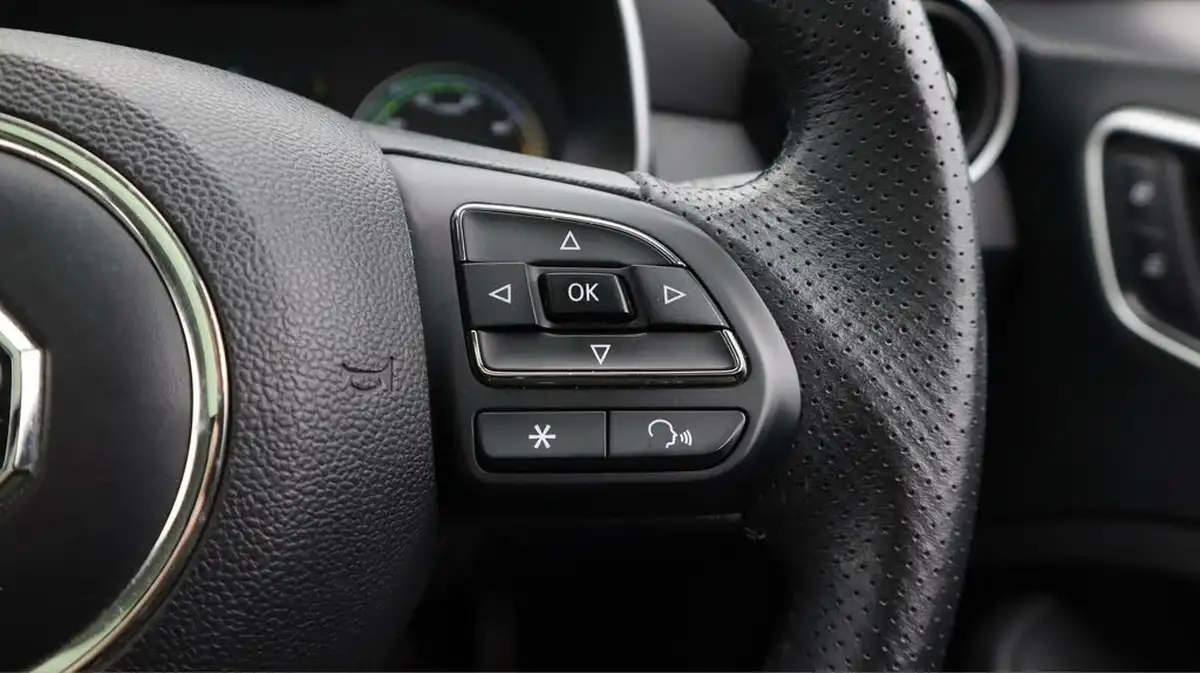 2020-mg-zs-suv-e-exclusive-ev-big-27