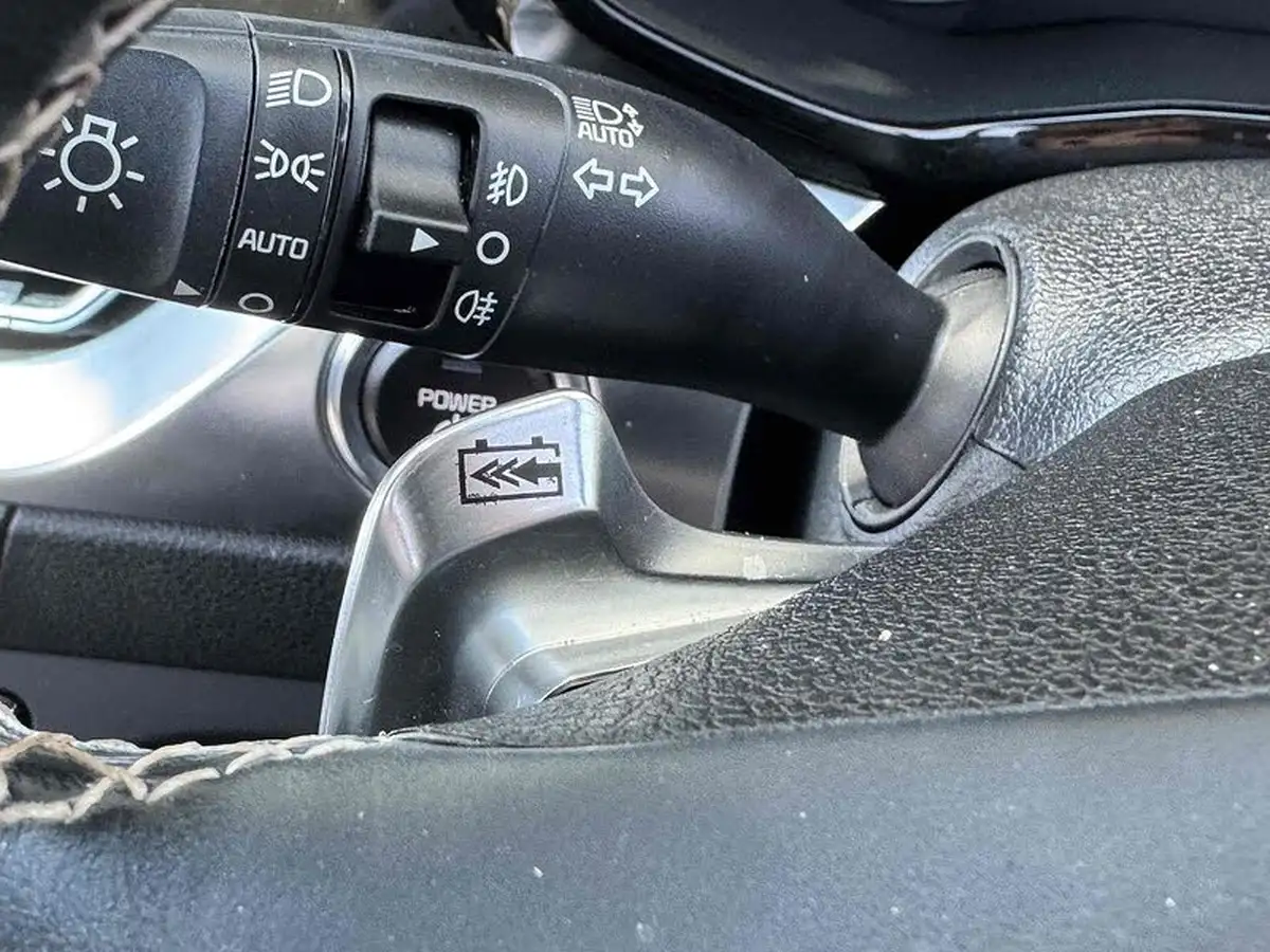 2021-kia-e-niro-ev-4-big-47