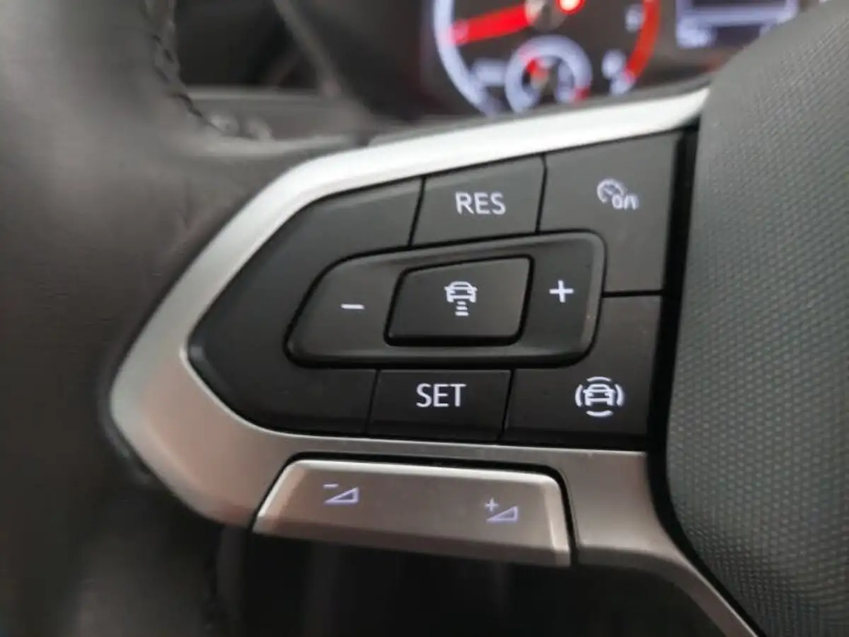 2022-volkswagen-t-cross-10-tsi-se-110ps-dsg-big-13