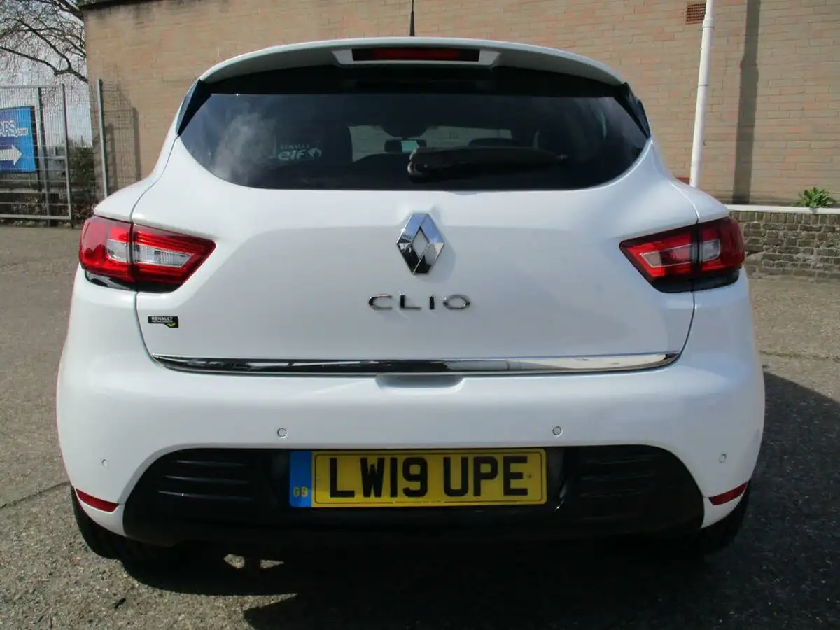 2019-renault-clio-15dci-iconic-90ps-ss-edc-auto-big-3
