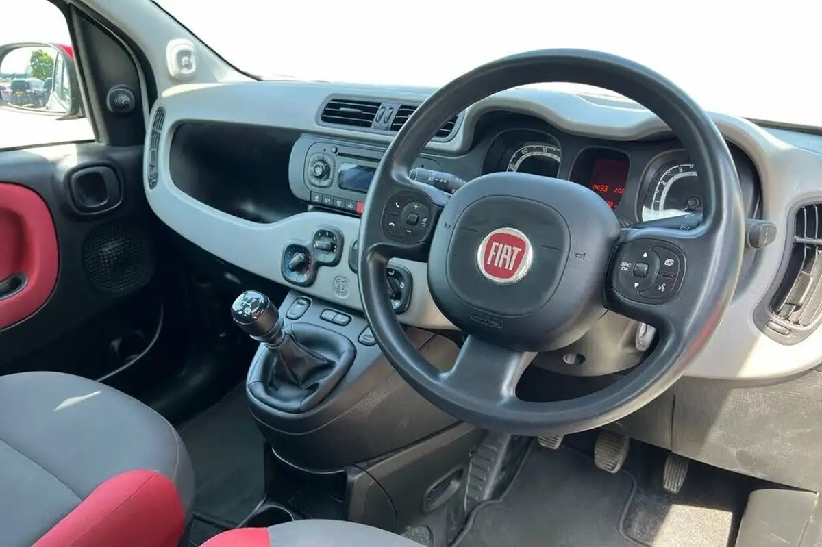 2016-fiat-panda-12-easy-big-8