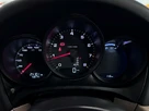 2019-porsche-macan-20-small-49