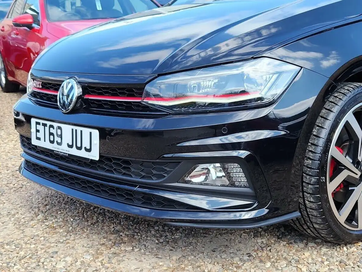 2019-volkswagen-polo-20-tsi-gti-big-52