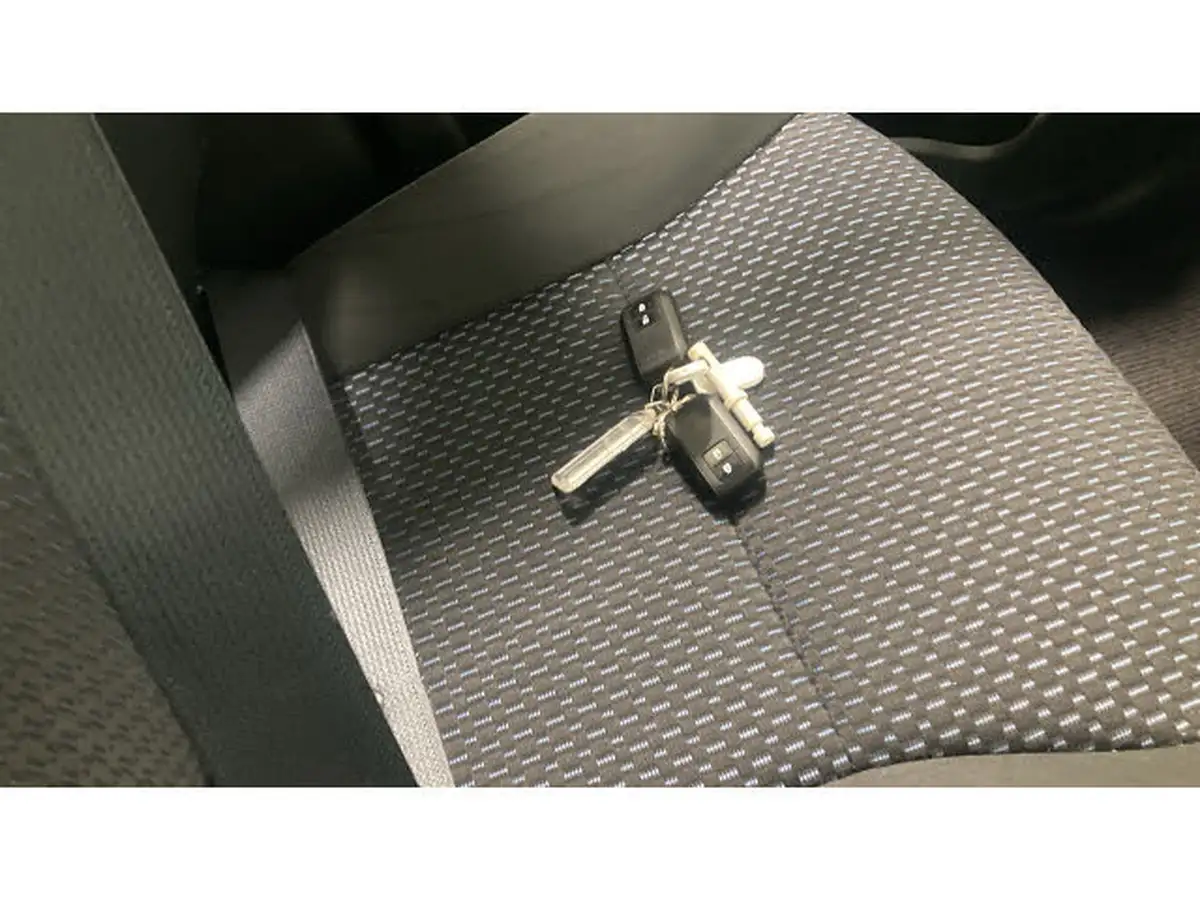 2022-suzuki-ignis-12-dualjet-sz5-cvt-big-19