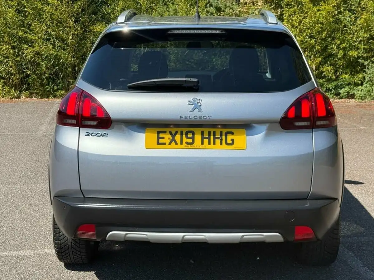 2019-peugeot-2008-suv-15-bluehdi-allure-100bhp-big-5