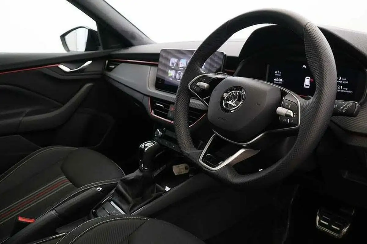 2024-skoda-kamiq-15-tsi-monte-carlo-dsg-big-5