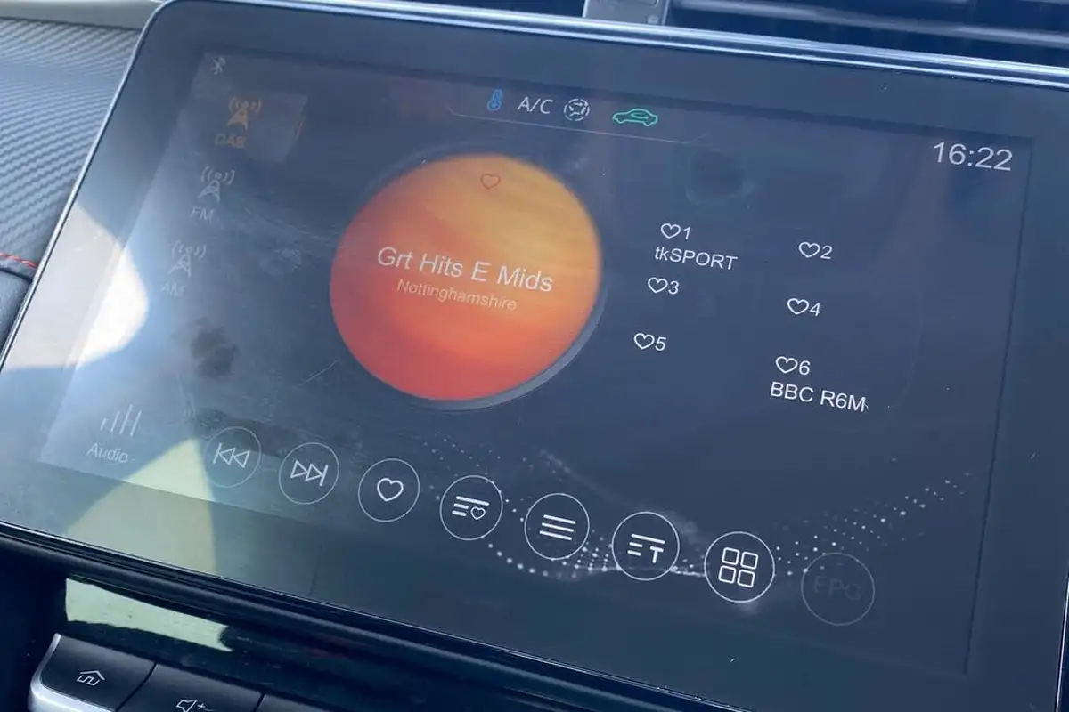2024-mg-zs-suv-15-vti-tech-exclusive-big-31