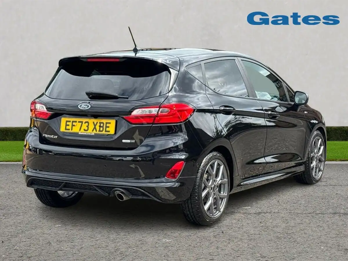 2023-ford-fiesta-big-6