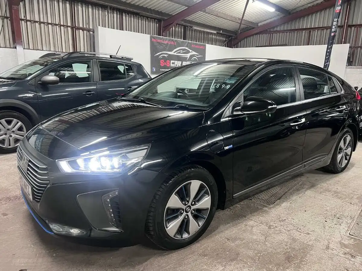 2018-hyundai-ioniq-16-gdi-premium-plug-in-hybrid-big-1