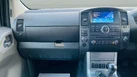 2012-nissan-navara-25td-tekna-eu-v-small-42