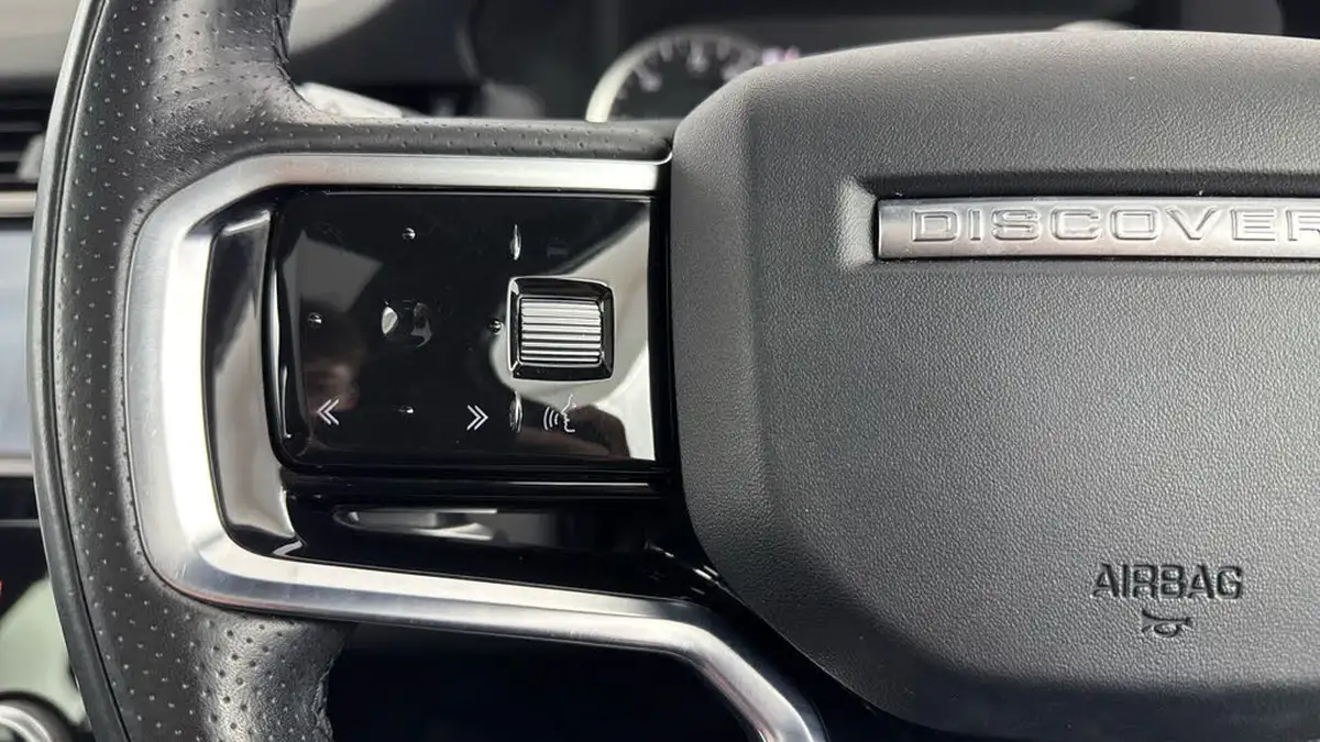 2021-land-rover-discovery-sport-15-p300e-urban-edition-big-19