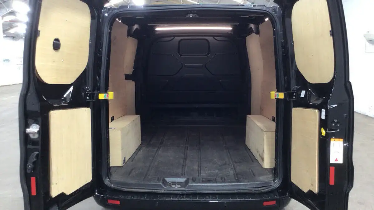 2023-ford-transit-custom-20tdci-300-l1h1-limited-130pseu6d-panel-van-1997cc-big-6