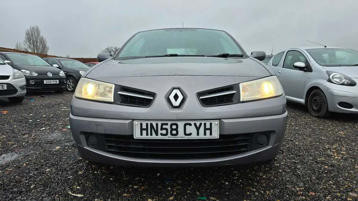 2008-renault-megane-16-new-expression-hatchback-3d-big-6